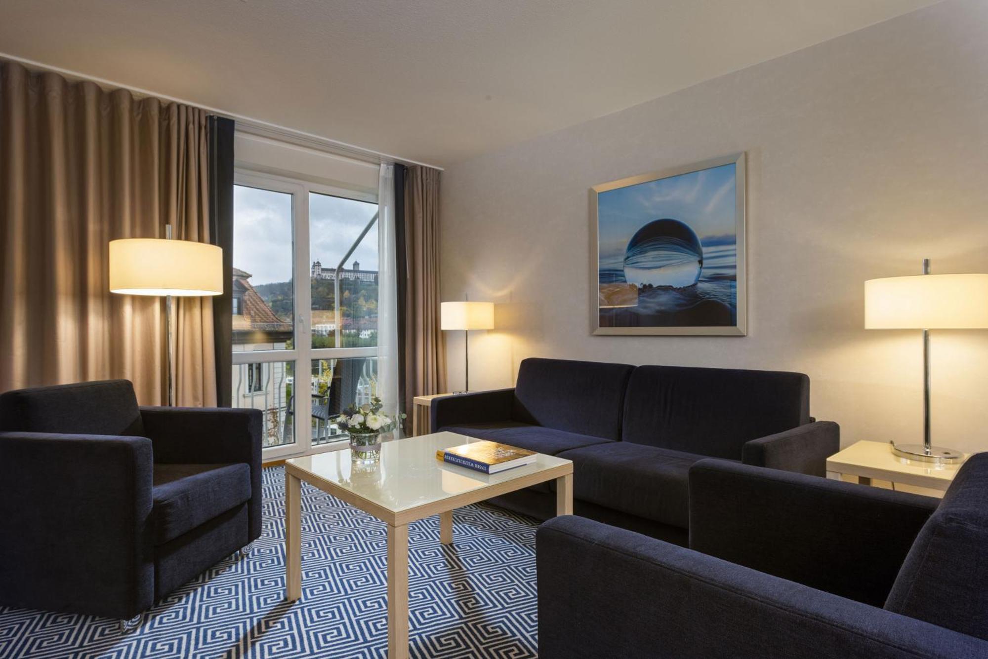 Maritim Hotel Wuerzburg Стая снимка